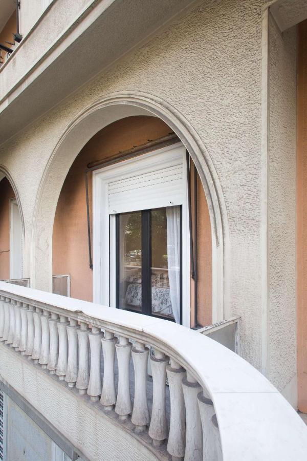Newly Renovated Studio Downtown Athens! Buitenkant foto