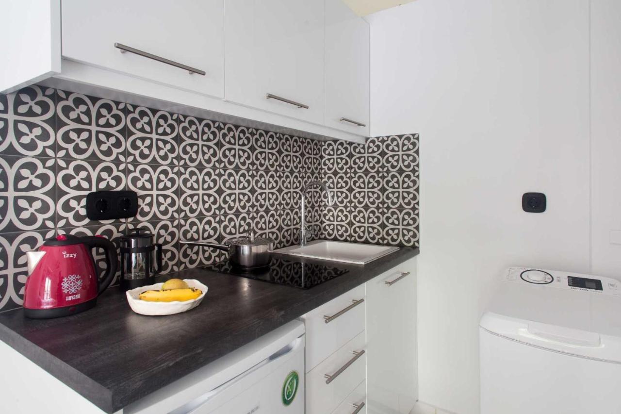 Newly Renovated Studio Downtown Athens! Buitenkant foto
